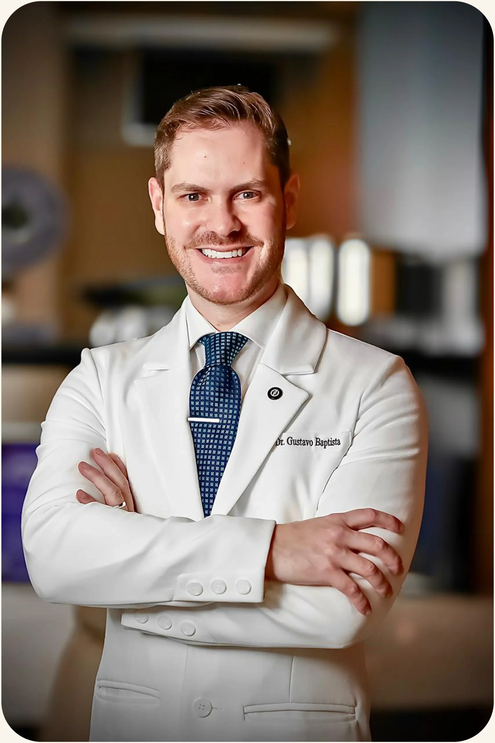 Dr. Gustavo Baptista - Especialista em Coluna
